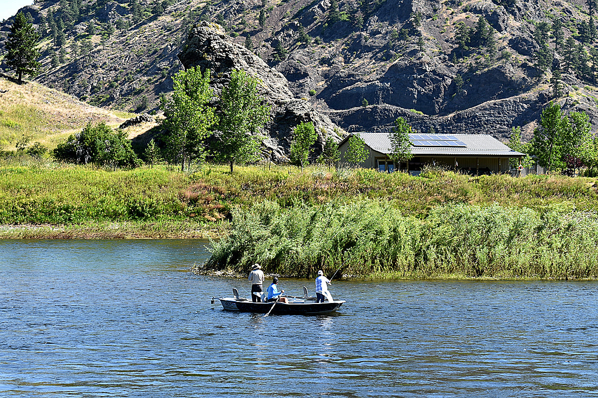 Darci's Place on the Mighty Mo